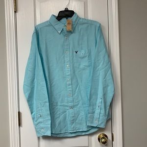 NWT Men’s American Eagle L/S Buttondown Size Med.